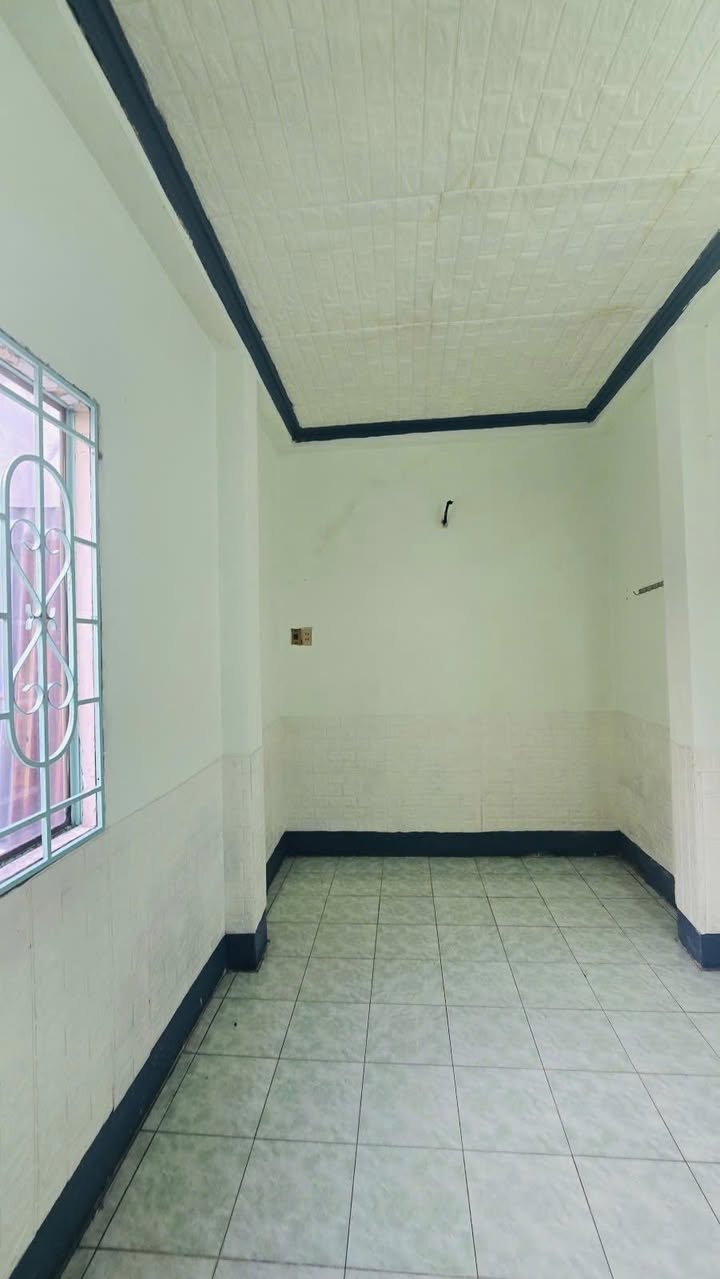 Nhà riêng Hồ Hảo Hớn Quận 1 27.3m² giá 3.99 tỷ - Ô tô đỗ cổng thuận tiện!