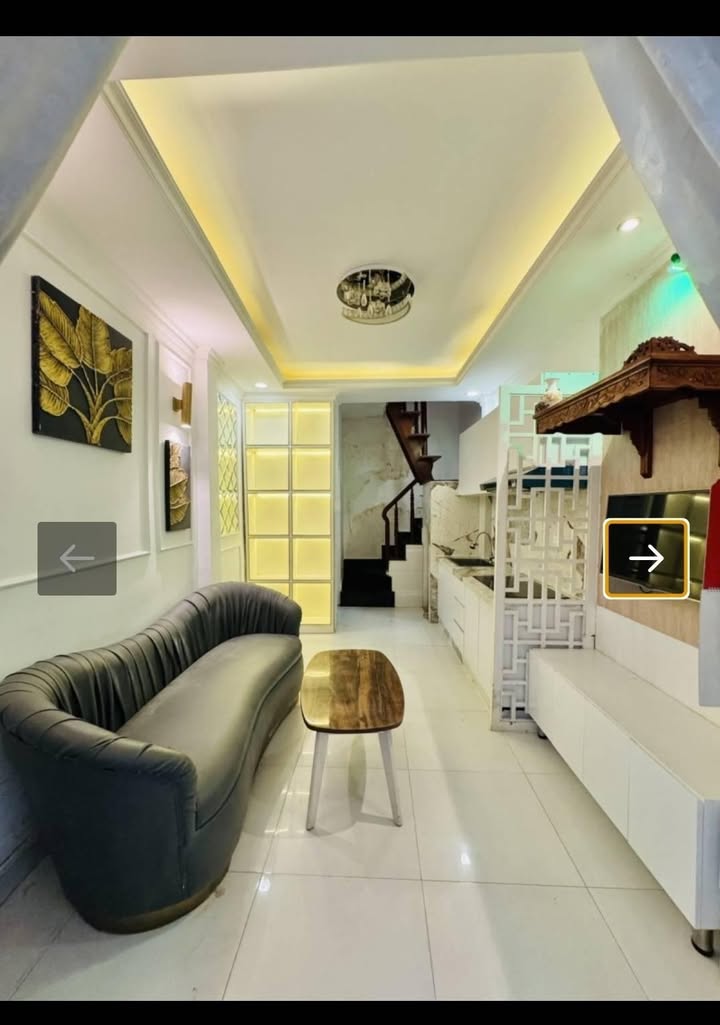 Nhà riêng Trần Hưng Đạo, Q1 - 18m² giá 5.2 tỷ - Đầu tư sinh lời hấp dẫn!