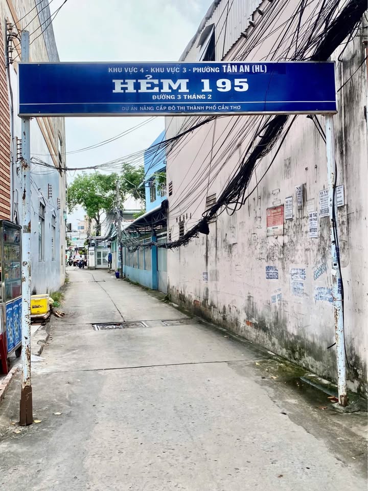 Mặt tiền kinh doanh hẻm đường 3/2, Ninh Kiều, Cần Thơ - 4 triệu/tháng - Vị trí đẹp, thuận lợi cho mọi ngành nghề!