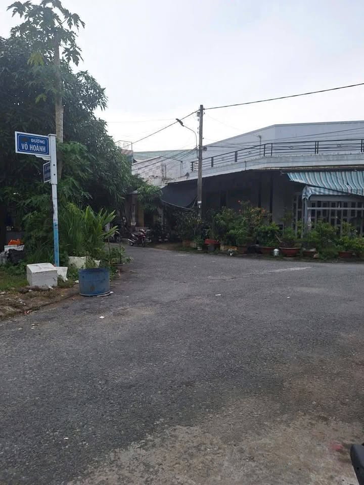 Bán Gấp Nhà 1 Trệt 1 Lửng Đường Võ Hoành, Mỹ Phước, 90m² - Giá Chỉ 2 Tỷ