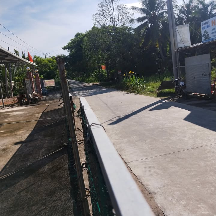 Kho cho thuê mặt tiền đường Mỹ Thạnh - Giồng Trôm 500m² giá 5 triệu - Kinh doanh thuận lợi!