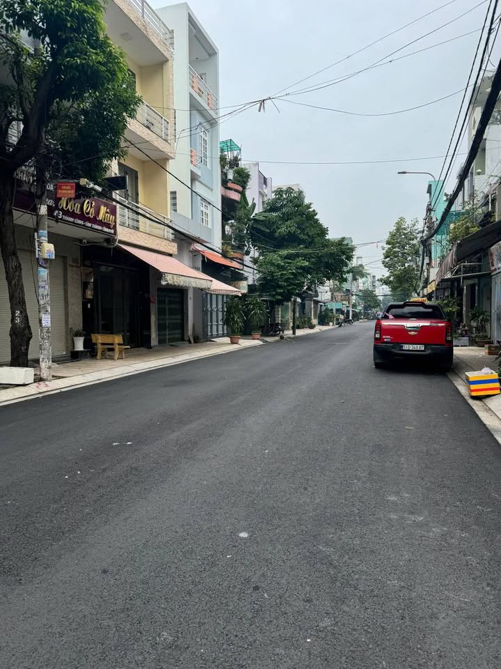 Bán nhà mặt tiền đường Thành Công, 72m², giá 10.8 tỷ - Đầu tư sinh lời ngay!