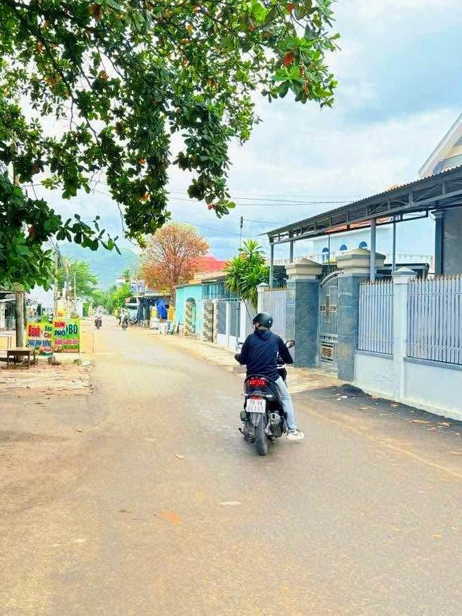 Đất thổ cư Vạn Hưng 121m² giá 1.2 tỷ - Tặng nhà cấp 4 vào ở ngay!