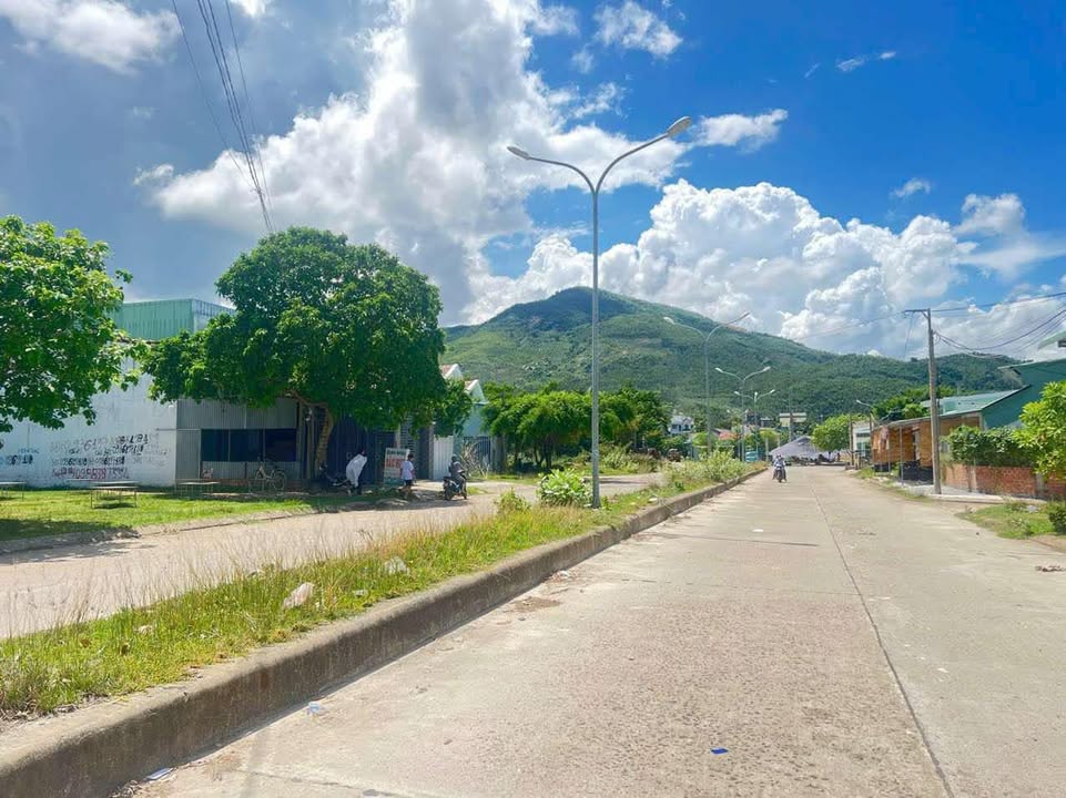 Đất ở khu vực 5, phường Bùi Thị Xuân, Quy Nhơn 144m² giá 1.35 tỷ - Cơ hội đầu tư tuyệt vời!