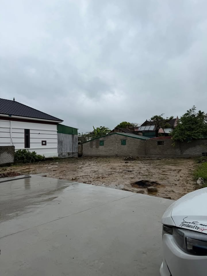 Đất ở Nghi Trung Vinh 135m² giá 800 triệu - Phù hợp xây nhà cho gia đình!