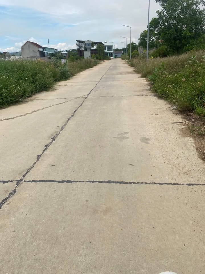 Đất nền Phú Phong, Tây Sơn 140m² giá 1.2 tỷ - Sổ đỏ chính chủ, công chứng ngay!