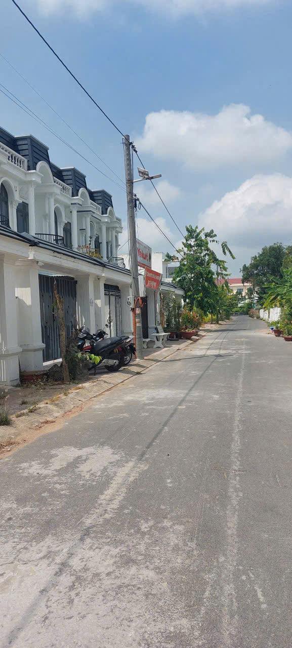 Đất nền Phường Phước Hậu Vĩnh Long 145m² giá 1.95 tỷ - Hướng Tây Bắc, đất đẹp