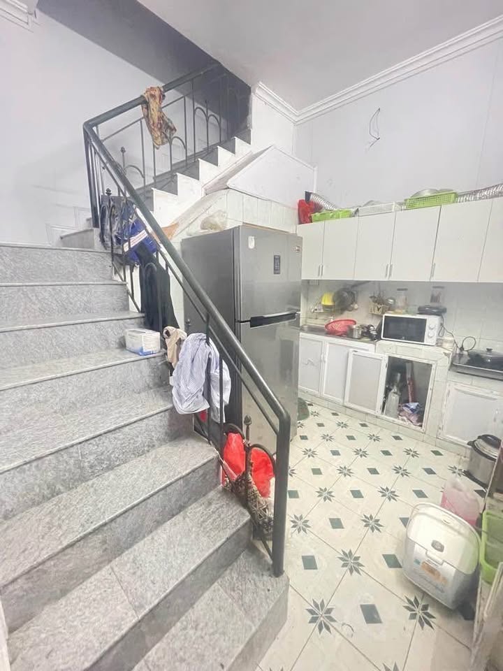 Bán nhà ngõ Văn Hương, Tôn Đức Thắng 29m² giá 4.9 tỷ - Cơ hội hiếm có tại trung tâm!