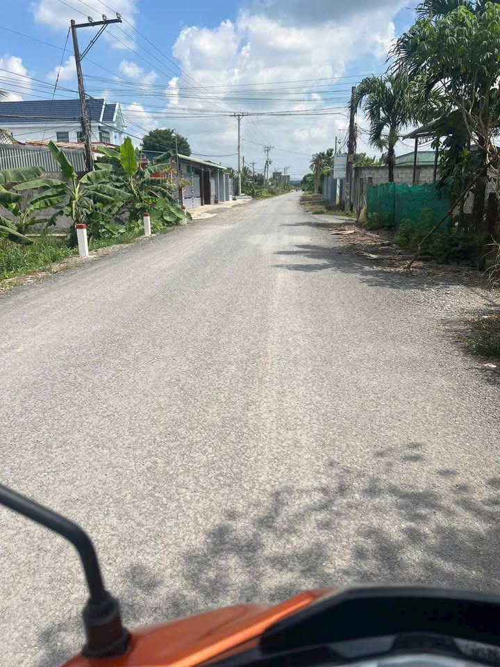 Bán đất có nhà cấp 4 tại Khánh Hậu, Tân An - Diện tích 816m², giá 3.5 tỷ - Cơ hội đầu tư tốt!