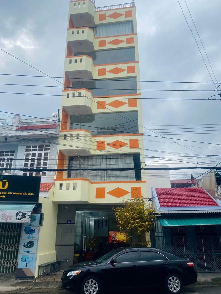 Nhà 7 tầng mặt tiền đường Bắc Sơn - Nha Trang 89m² giá 12.6 tỷ - Gần biển Hòn Chồng!