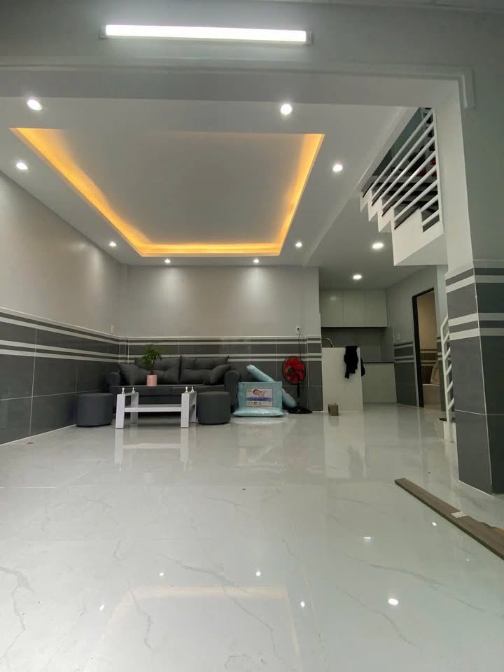 Nhà cho thuê hẻm đường Huỳnh Tấn Phát Quận 7 - 40m² chỉ 10 triệu/tháng - Đẹp, đầy đủ nội thất