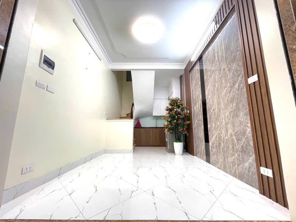 Nhà cho thuê Lệnh Cư - Khâm Thiên 85m² giá 8 triệu - Sẵn sàng vào ở ngay!