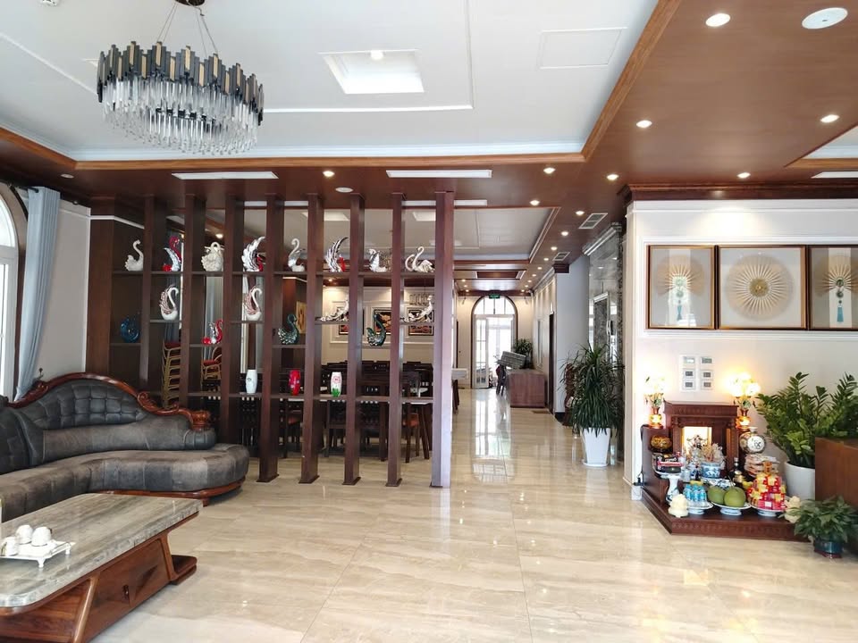 Khách sạn Sun Premier Village Bãi Cháy 300m² giá 90 tỷ - Cơ hội đầu tư sinh lời!