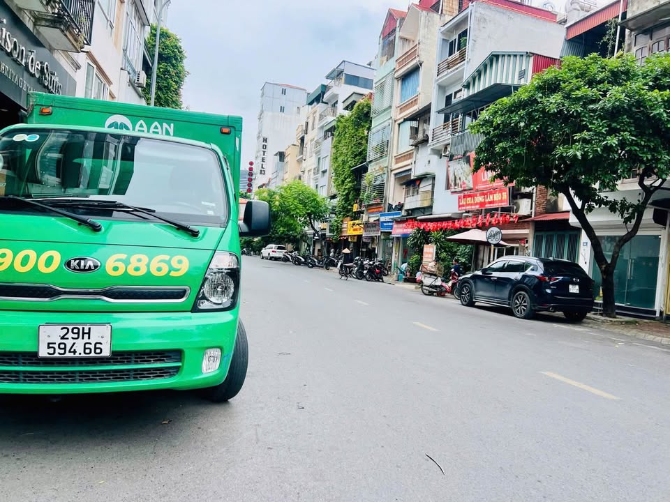 Căn hộ TTQĐ Nam Đồng 60m² giá 4.15 tỷ - Full nội thất, vị trí đắc địa!