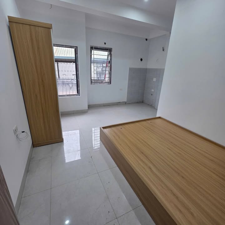 Nhà nhỏ cho thuê tại Ngõ 14 Mễ Trì Hạ 1PN giá chỉ 4.6 triệu - Sẵn sàng vào ở ngay!