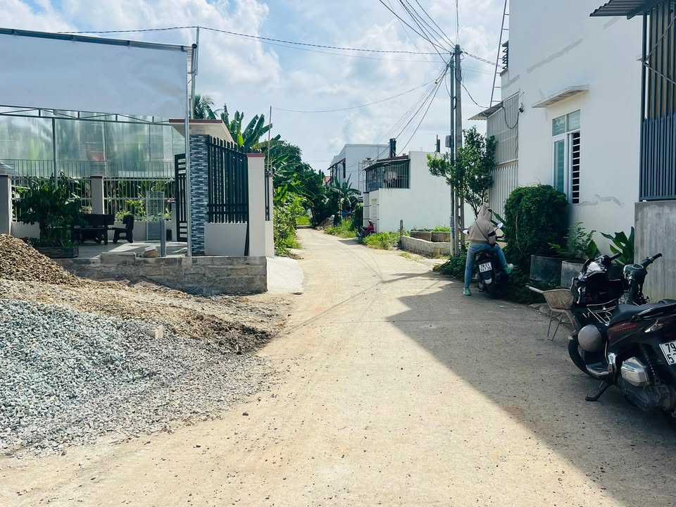 Đất nền Diên An, Khánh Hòa 76m² giá 1.59 tỷ - Đầu tư lý tưởng ngay mặt tiền!