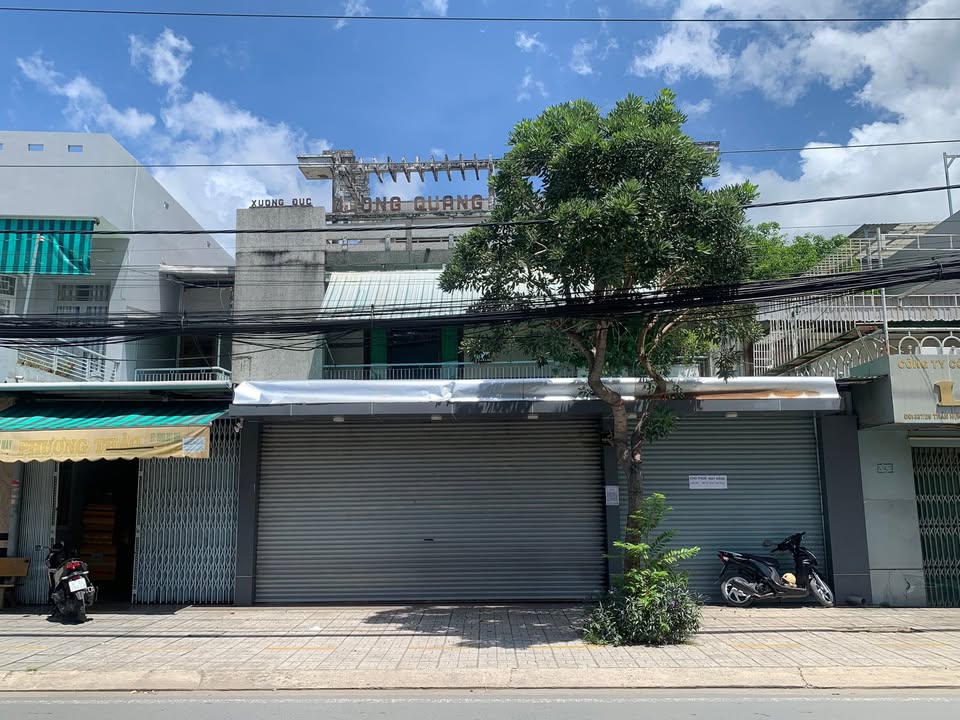 Cho thuê mặt bằng mặt tiền Trần Hưng Đạo, Long Xuyên 67m² - Thích hợp cho kinh doanh!