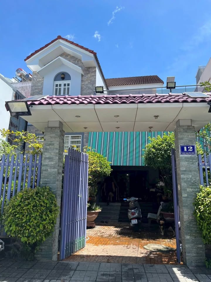 Nhà phố Trần Nguyên Đán, Long Xuyên 276.7m² giá 14.5 tỷ - Chính chủ bán ngay!