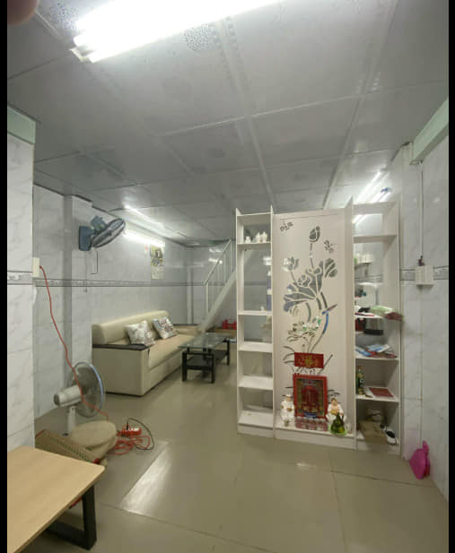 Nhà phố Lạc Long Quân, Q11 - 24m² chỉ 2.6 tỷ - Sổ hồng chính chủ!