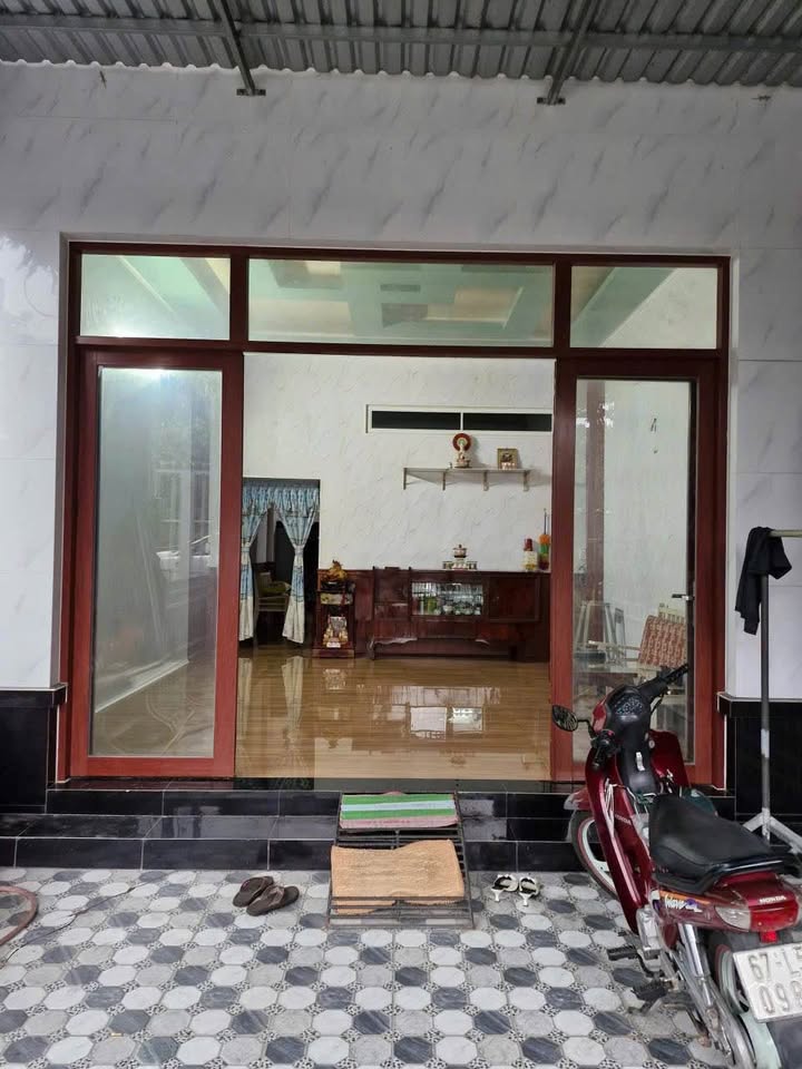 Nhà cấp 4 đường Liên Xã, Vĩnh Hội Đông, An Phú, An Giang - Giá chỉ 950 triệu, sẵn sàng vào ở!