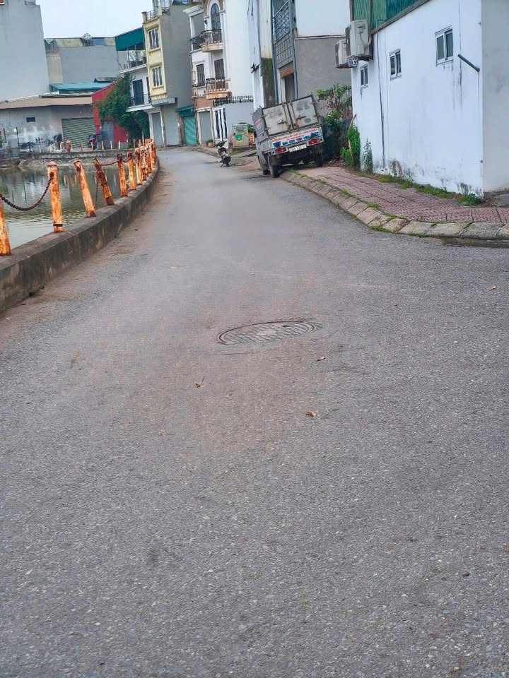 Đất đấu giá phường Cự Khối quận Long Biên 100m² - Kinh doanh tiềm năng ngay hồ