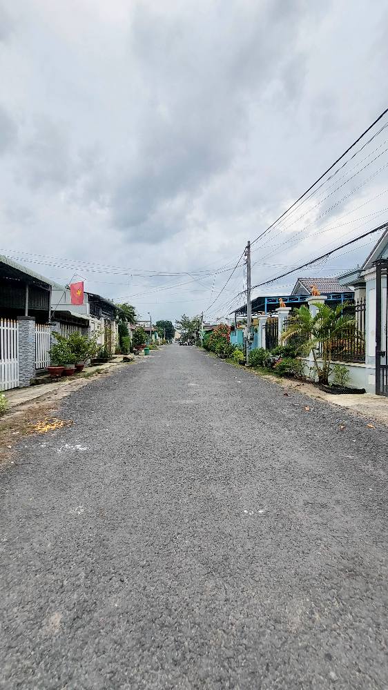 Đất đẹp KP Ninh Đức, Phường Ninh Thạnh, TP Tây Ninh 174m² giá 1.65 tỷ - Vị trí đắc địa, gần chợ và trường học!