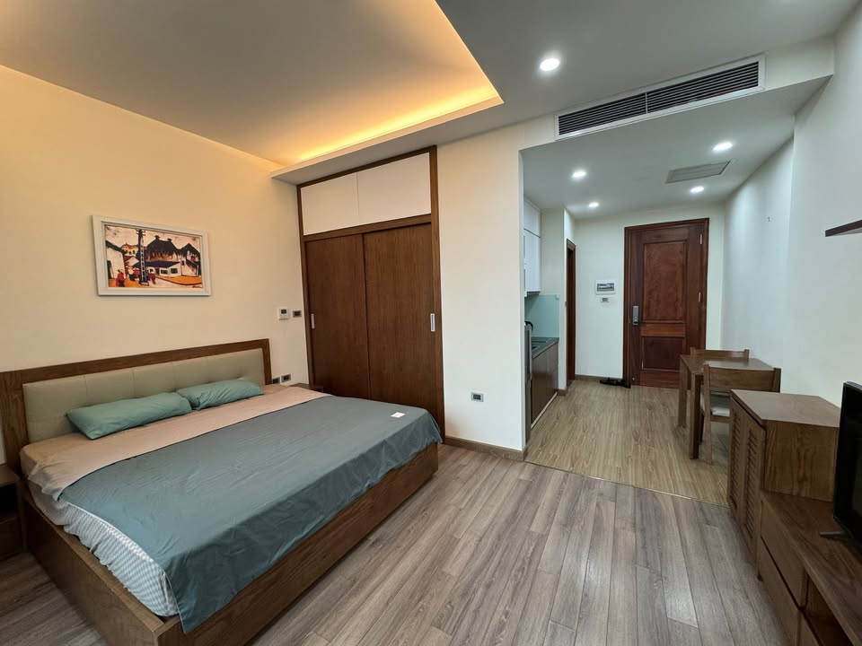 Phòng cho thuê tại phố Châu Long, Ba Đình 50m² - Giá cực rẻ, full nội thất!