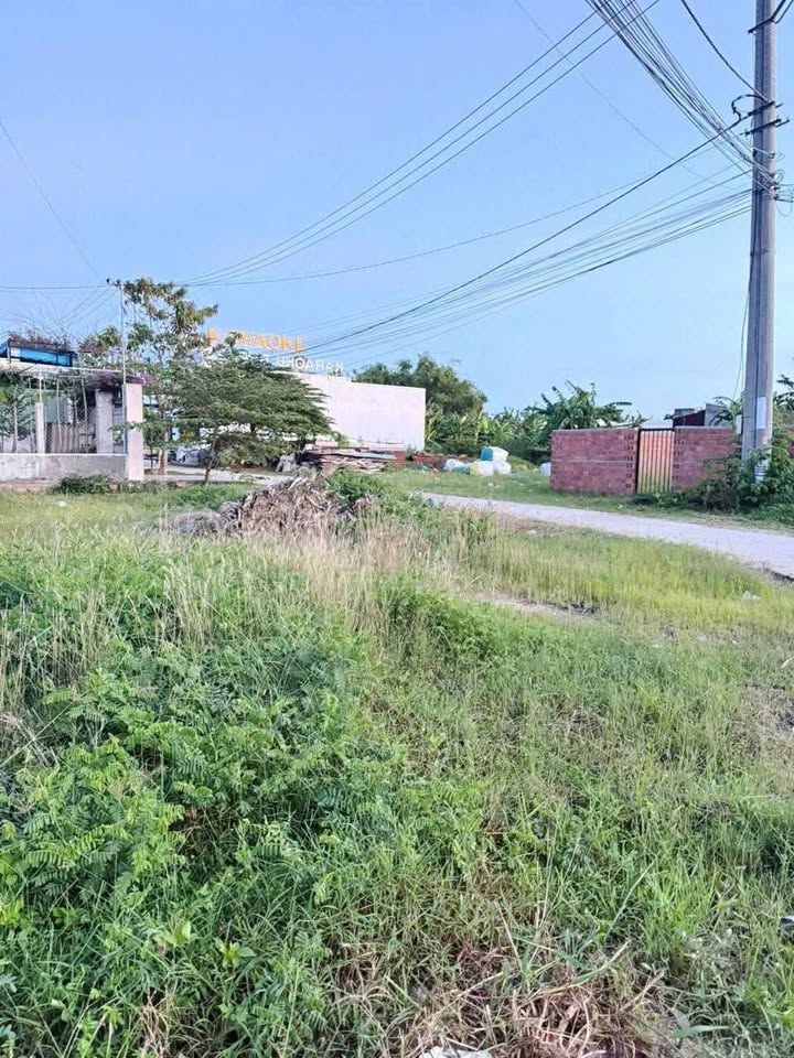 Đất lô góc 136m² Nhơn Hạnh, An Nhơn chỉ 700 triệu - Cơ hội đầu tư tuyệt vời!