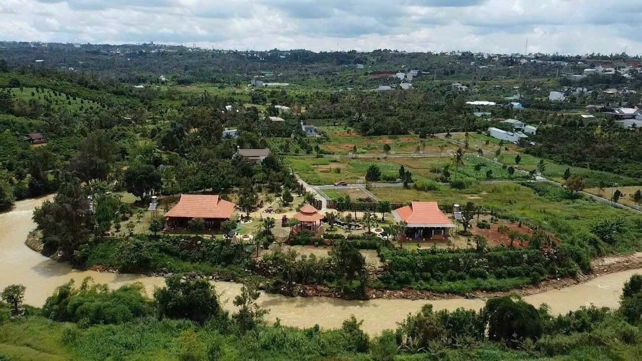 Đất nền biệt thự Lộc Sơn Bảo Lộc 366m² giá 1.85 tỷ - Đường nhựa lớn, khu dân cư đông đúc!