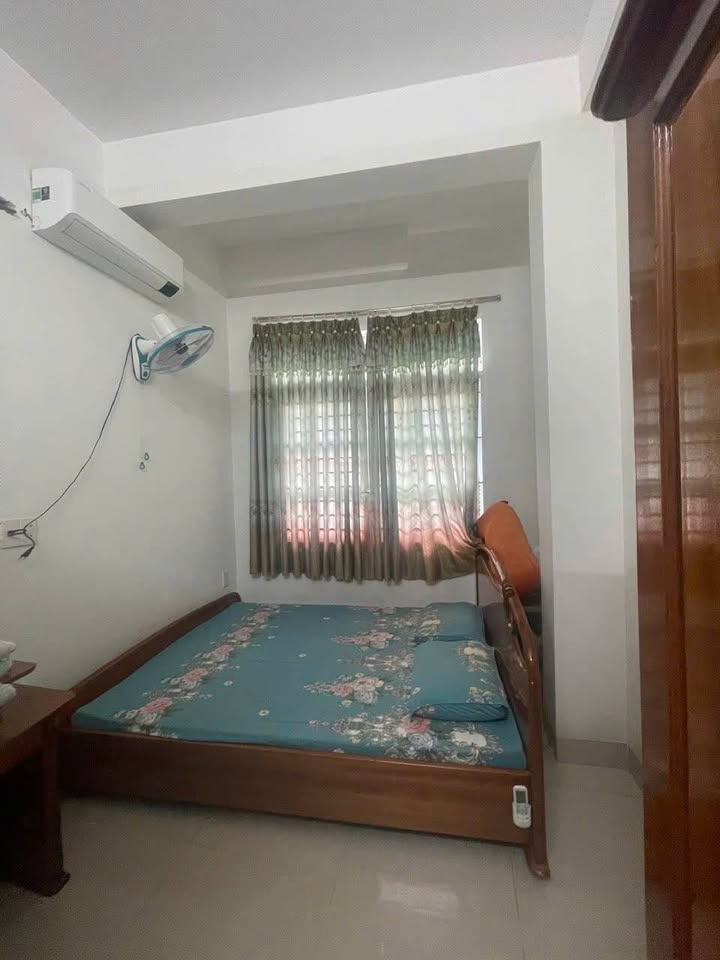 Nhà nguyên căn mặt tiền Trần Nguyên Hãn, Nha Trang 70m² giá 20 triệu - Kinh doanh sầm uất!