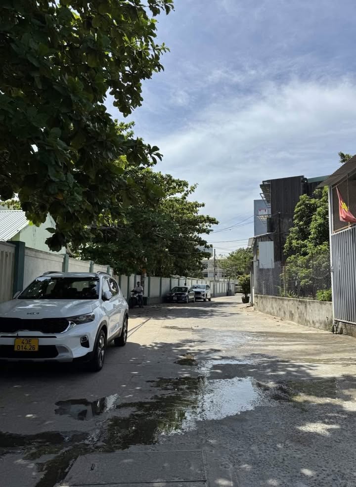 Nhà 2 tầng đường Nguyễn Nhàn, Cẩm Lệ 100m² giá 5 tỷ - Thiết kế hợp lý, ô tô vào tận nơi!