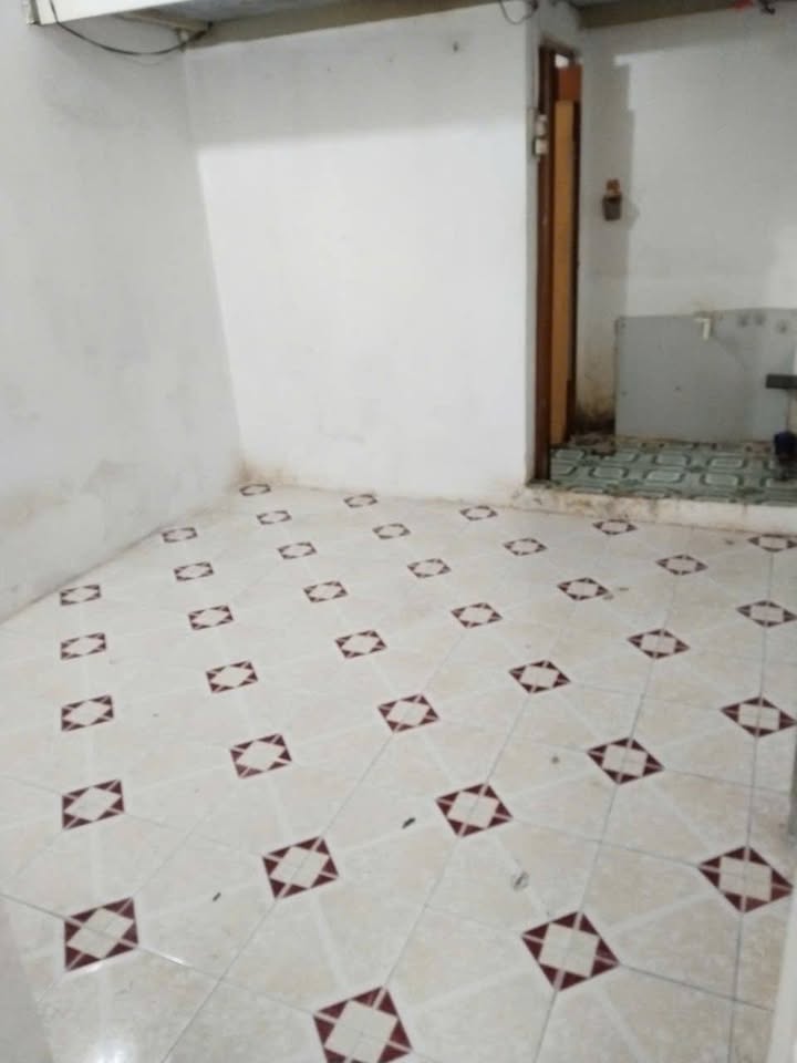 Phòng cho thuê quận 6 - Giá 2.4 triệu/tháng - Gần vòng xoay Phú Lâm