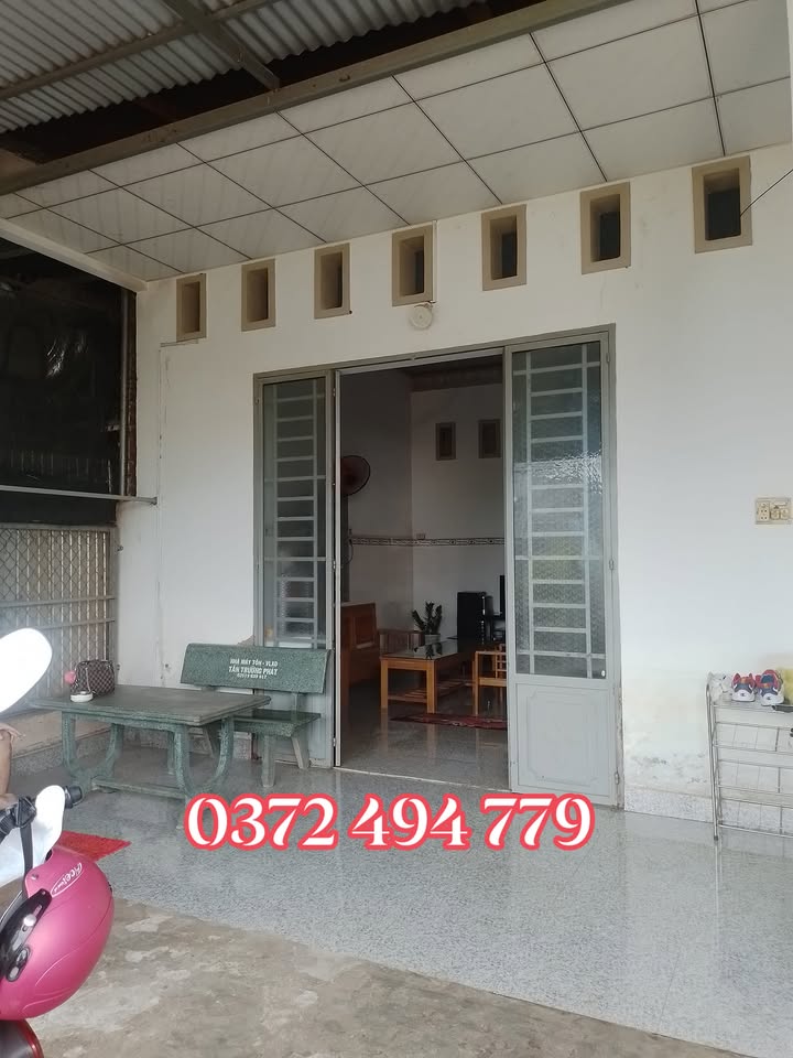 Nhà phố Phú Cường, Định Quán 108m² giá chỉ 649 triệu - Xuất sắc, vào ở ngay!