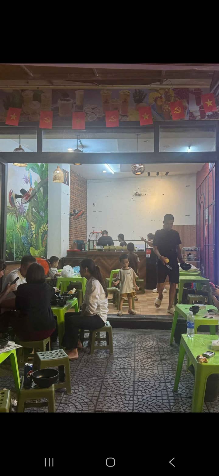 Cho thuê mặt bằng đường Hàm Tử, Mỹ An, Đà Nẵng 35m² - Vị trí đắc địa gần đại học kinh tế!