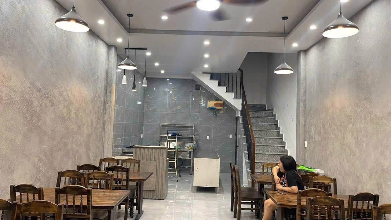 Nhà mặt đường Phủ Thượng Đoạn, Hải An 60m² giá 11 triệu - Thích hợp kinh doanh!