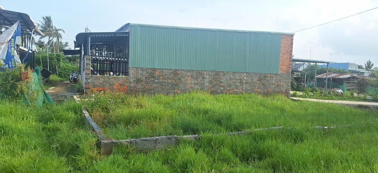 Đất nền Tiến Lợi Phan Thiết 70m² giá chỉ 160 triệu - Cơ hội hiếm có để xây nhà!