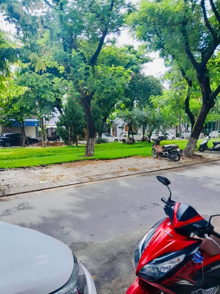 FrontHouse Đà Nẵng 140m² giá 10.6 tỷ - Mặt tiền Nguyễn Trác, Kinh doanh cafe lý tưởng!