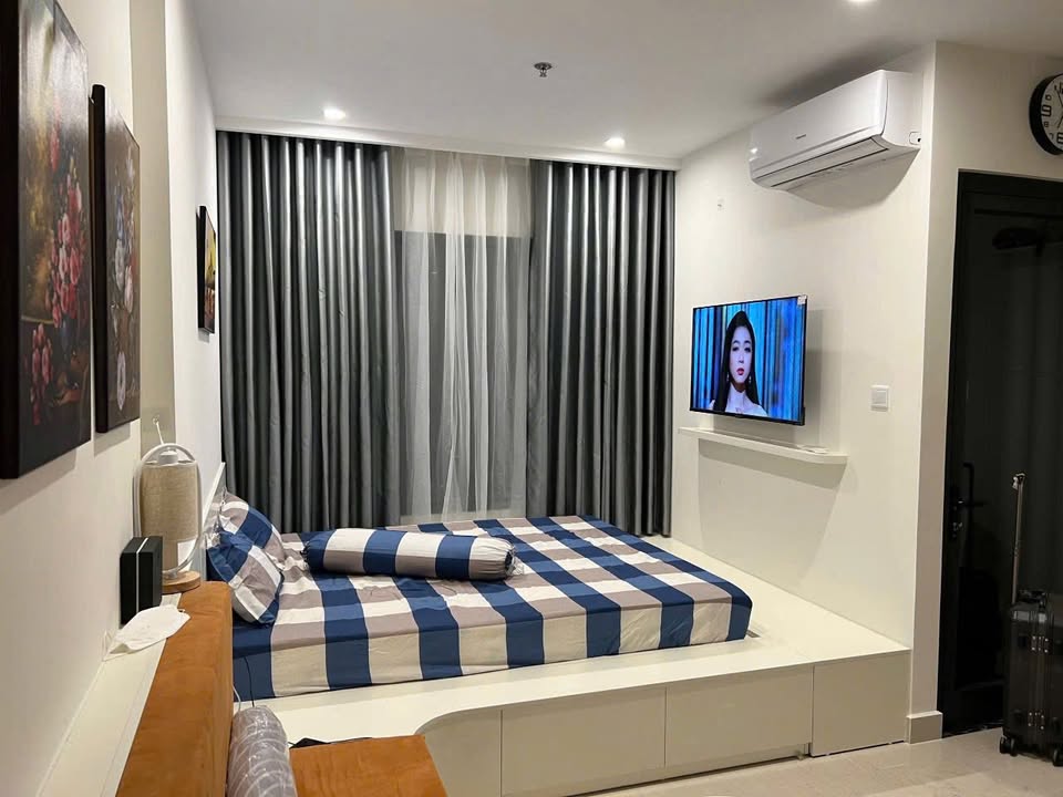 Căn hộ Studio Vinhomes Smart City Tây Mỗ 30m² giá 7.5 triệu - Full nội thất, sẵn sàng vào ở!