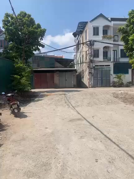 Kho xưởng cho thuê Ninh Hiệp 400m² - Đường xe container vào tận kho!