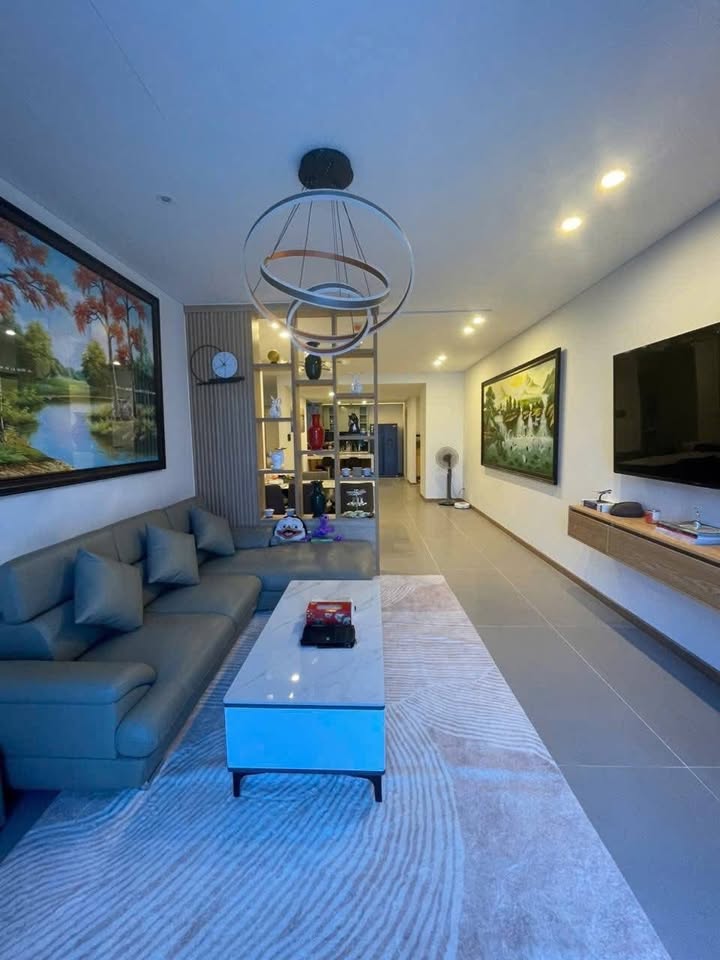 Căn hộ SamTowers Đà Nẵng 125m² giá 35 triệu - Trống ngay từ 5/11!