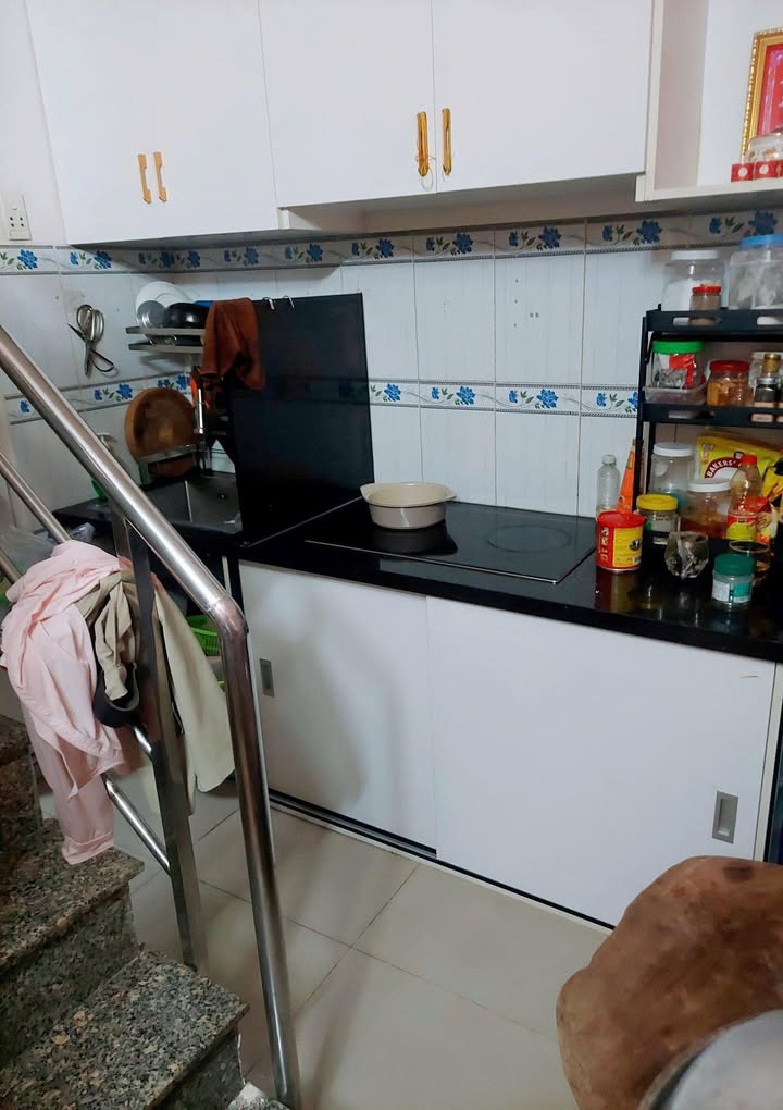 Nhà Bán Phú Định, Q8 - 19m² giá 1.7 tỷ - Hẻm an ninh thoáng mát!