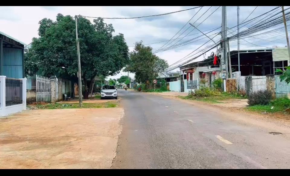 Đất nền Chư Sê 250m² giá 1.35 tỷ - Kinh doanh sầm uất