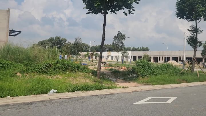 Nhà phố Khu D Bàu Bàng 150m² giá 1 tỷ - Đầu tư sinh lời ngay!