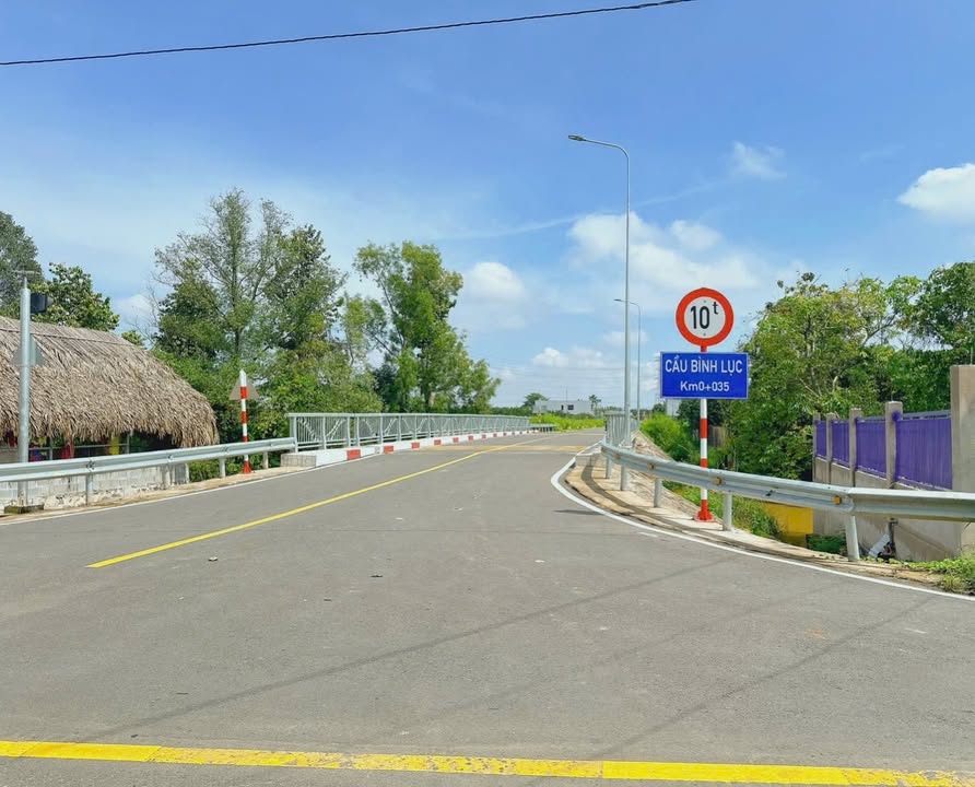 Nhà vườn mini mặt tiền Hương Lộ 9, Tân Bình, 270m² giá 3.5 tỷ - Sẵn sàng vào ở ngay!