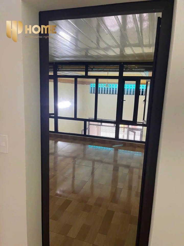 Cho thuê nhà mặt đường Lũng Đông, Đằng Hải 92m² giá 7 triệu - Kinh doanh sạch sẽ!