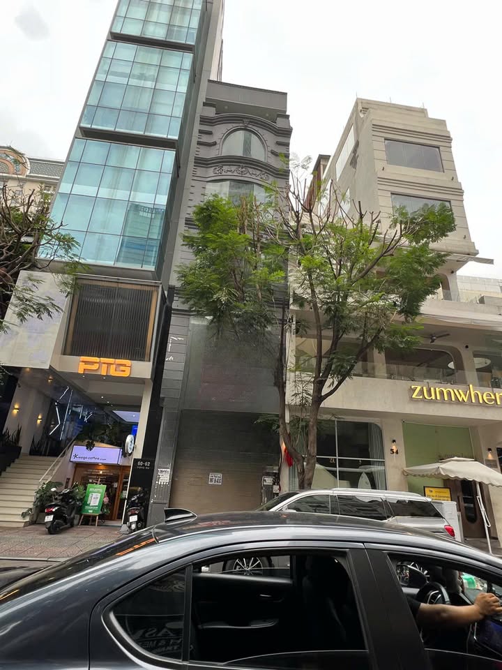 Nhà cho thuê trung tâm quận 1 - Đường Đông Du, diện tích 74m² - Vị trí đắc địa cho kinh doanh!