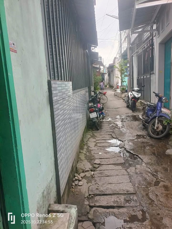 Nhà Rạch Giá 16m² giá 320 triệu - Sổ đỏ đầy đủ, hướng Tây Bắc!