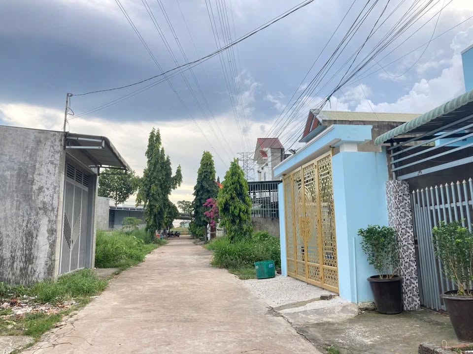 Đất 2 mặt tiền Trảng Bom 200m² giá 1.55 tỷ - Pháp lý rõ ràng, sổ hồng chính chủ!