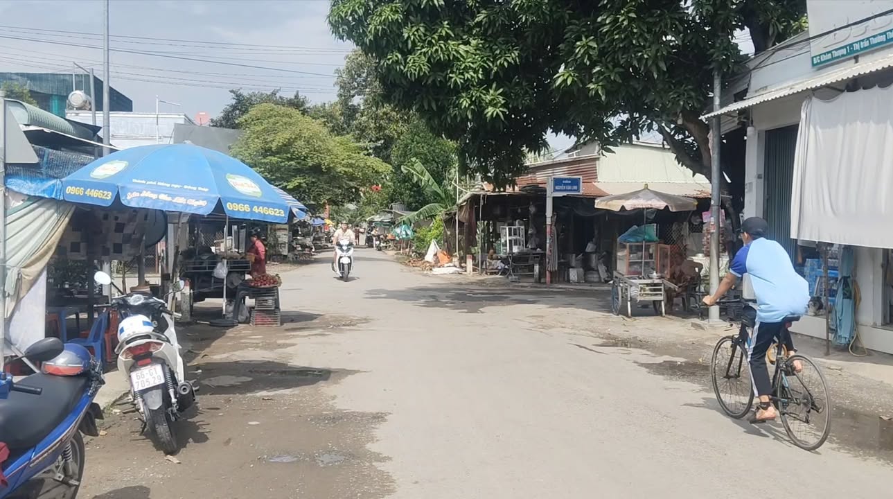 Nhà gác lửng kiên cố tại Thường Phước, Hồng Ngự - 179m² chỉ 2.2 tỷ - Sẵn sàng ở ngay!