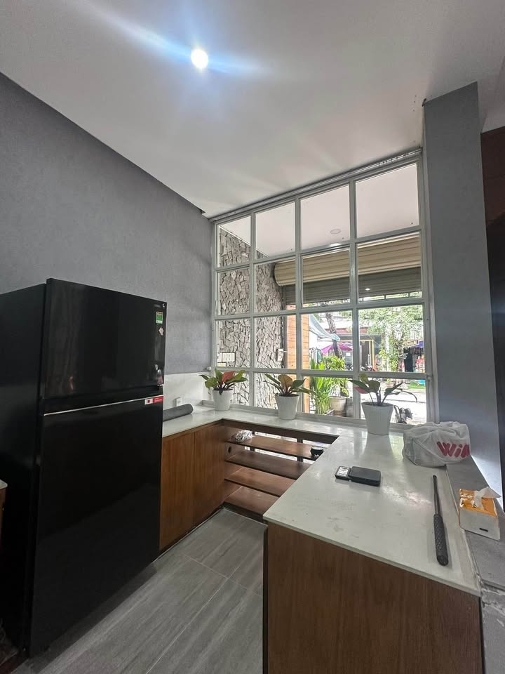 Nhà mặt tiền Trần Văn Dư, Đà Nẵng 112m² giá 21 tỷ - Khu vực đắc địa gần biển